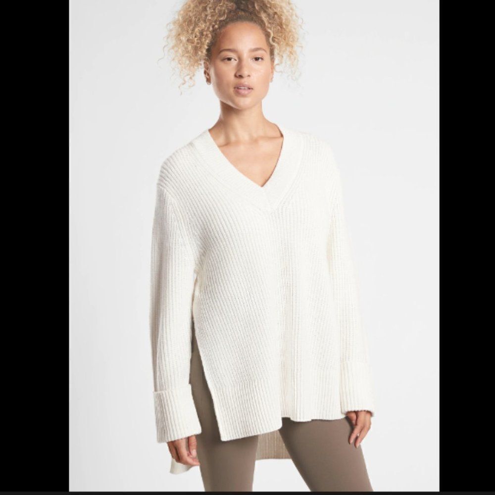 Athleta Shasta V Neck Wool Blend Knit Oversized Sweater XXS